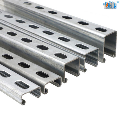 Hot DIP mạ phẳng / khe cắm Strut kênh Unistrut 41X41X2.5mm