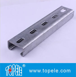 Đen Galvanized 41X41MM Unistrut kênh, HDG khe / đơn giản Strut kênh để hỗ trợ đường ống dẫn