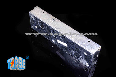 Kim loại trần ống dẫn tường hộp điện và bao gồm 1 + 1 + 1 băng đảng